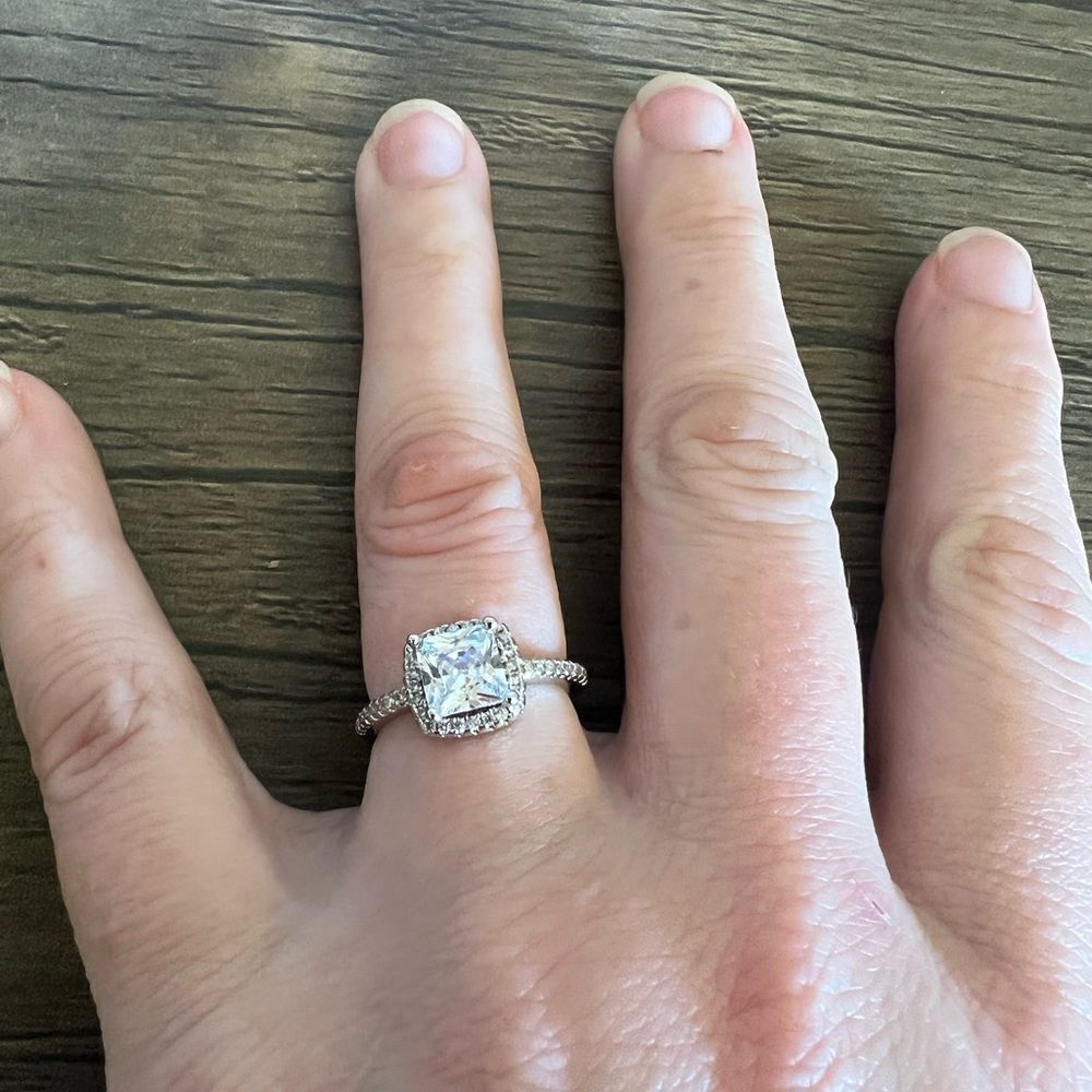 CZ Diamond Ring-perfect condition - Picture 2 of 9